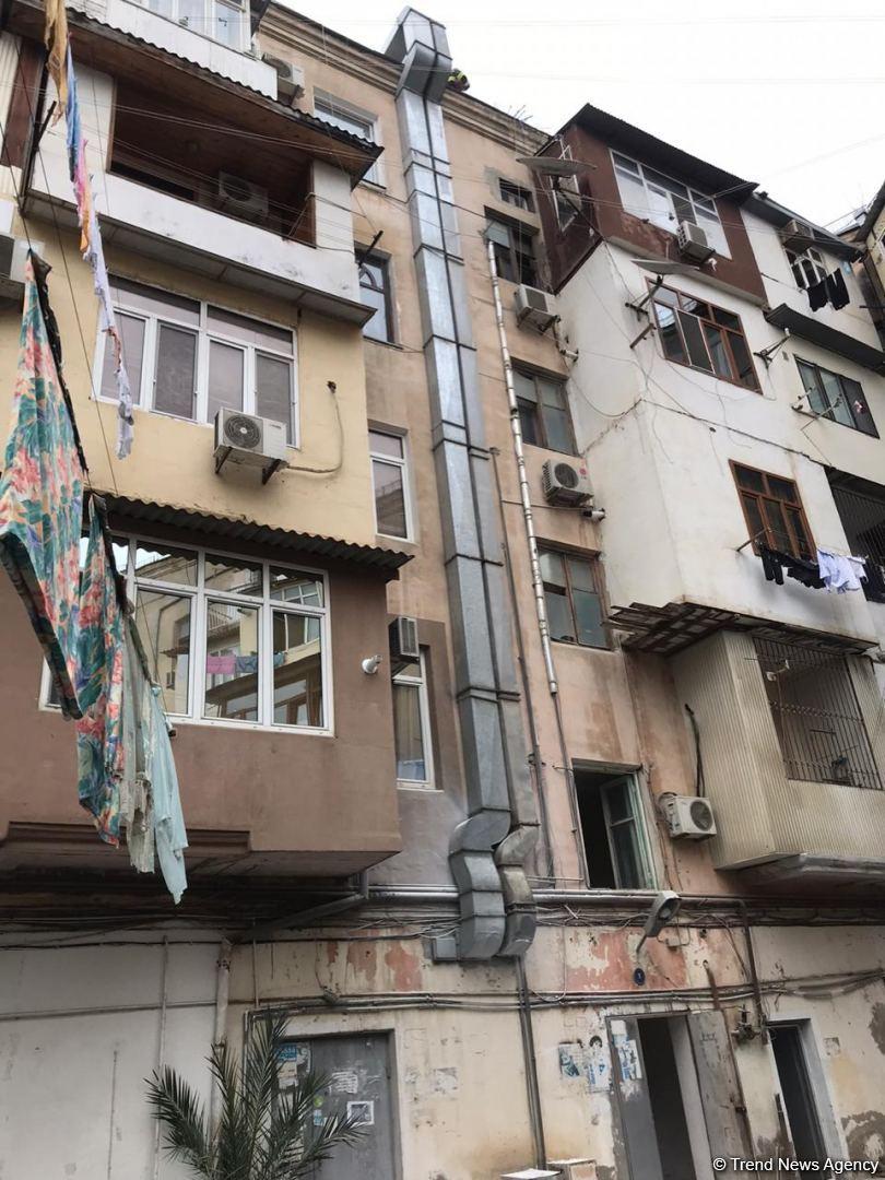 Пожар в ресторане в центре Баку