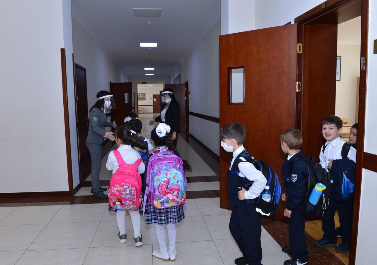 В школах Баку создают спецкоманды по борьбе с коронавирусом