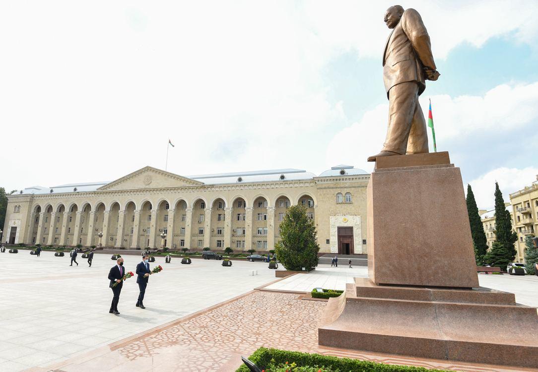 Микаил Джаббаров ознакомился с деятельностью промышленных предприятий в Гяндже