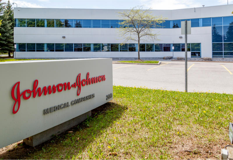 Вакцина от коронавируса компании Johnson & Johnson вызвала устойчивый иммунный ответ