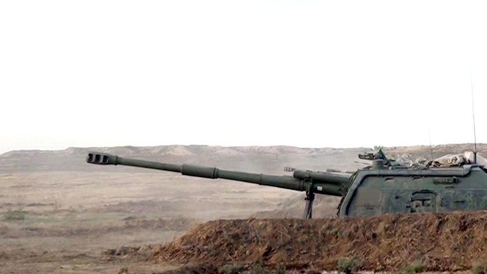 Азербайджанская армия выполнила боевые стрельбы из самоходных гаубиц «Мста-С»