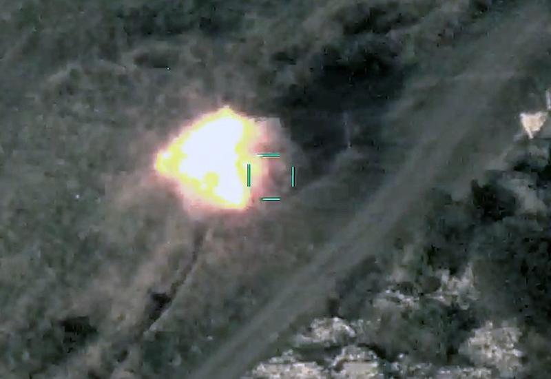 Азербайджанская армия продолжает уничтожать боевую технику противника