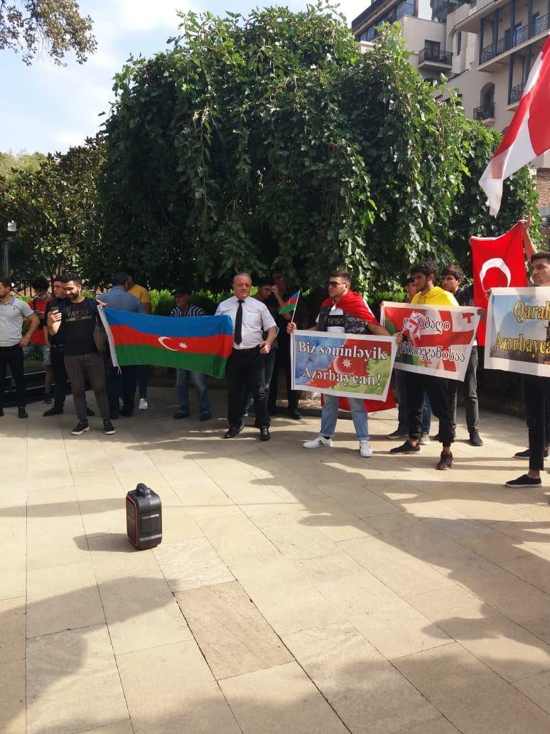 В Грузии проходит акция в поддержку Азербайджана