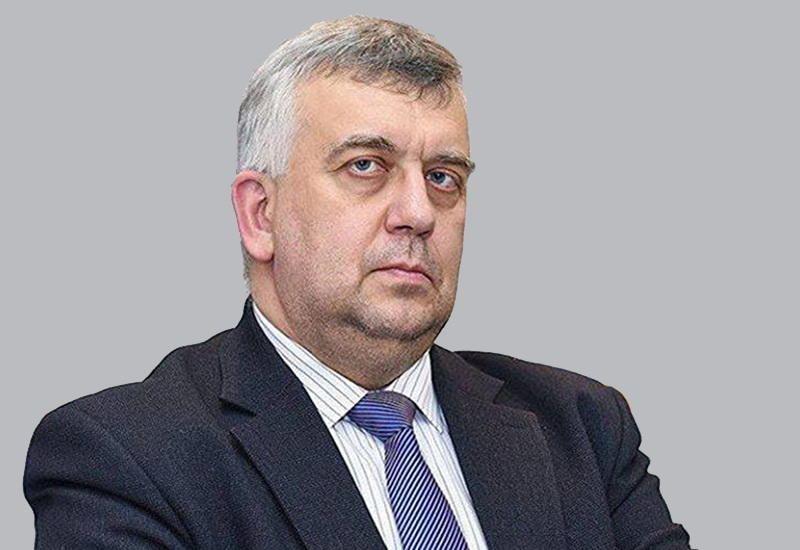 Макрон ради роста электоральных симпатий в свой адрес будет всячески разыгрывать "армянскую" карту