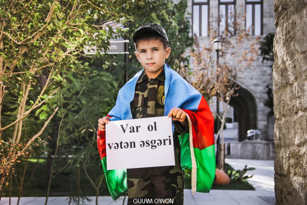 Представлен фотопроект, посвященный поддержке армии Азербайджана