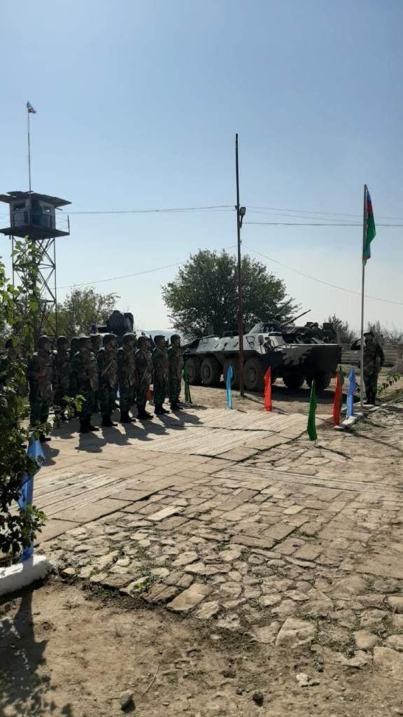 Флаг Азербайджана развевается над пограничными заставами на освобожденных территориях