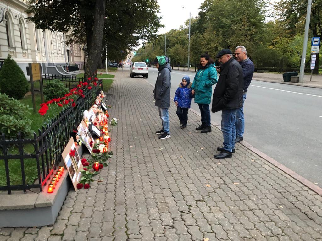 В Латвии чтут память жертв армянской агрессии в Гяндже