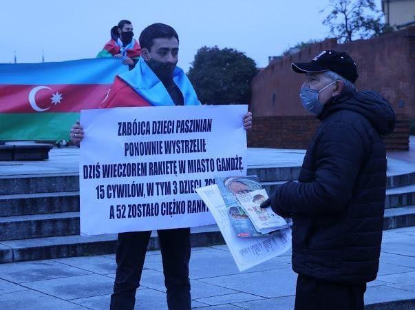 Varşavada Gəncə terroruna etiraz edilib