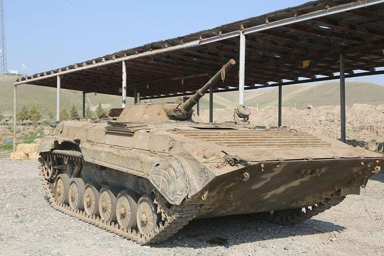 Армянская военная техника, оставленная противником на поле боя