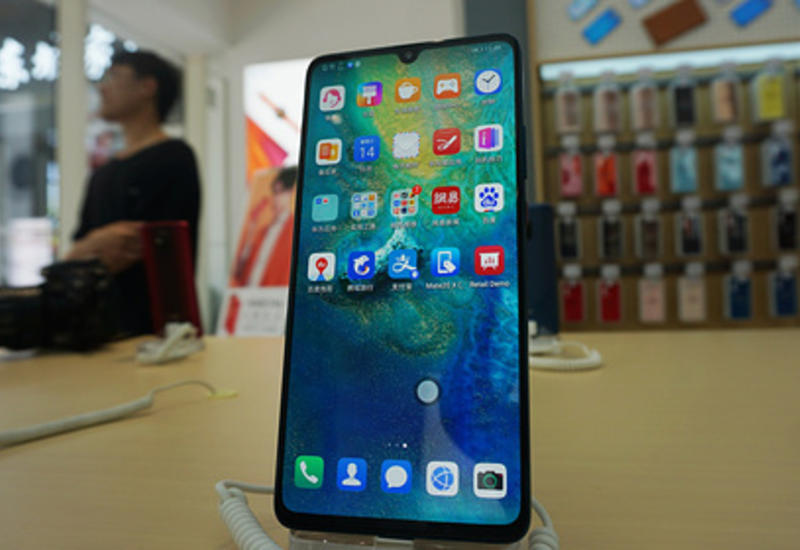 Назван срок устаревания смартфонов Huawei