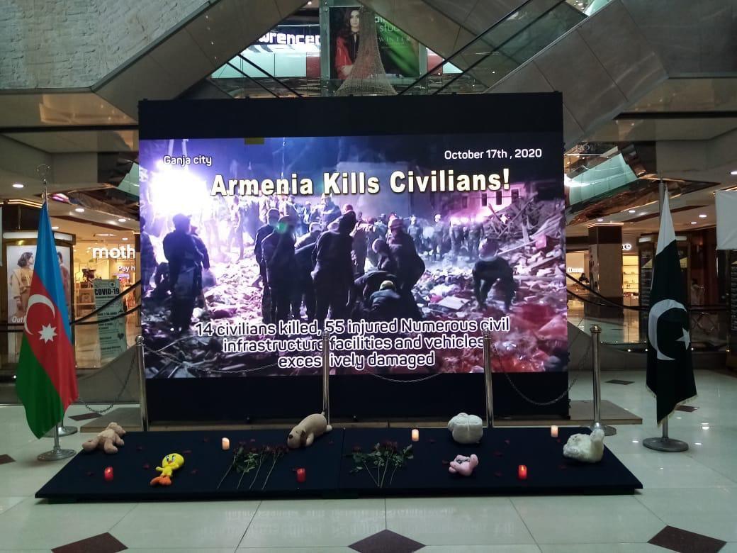 İslamabadın ən böyük alış-veriş mərkəzində “Ermənistan mülki əhalini qətlə yetirir. Erməni təcavüzünə son” adlı aksiya keçirilir