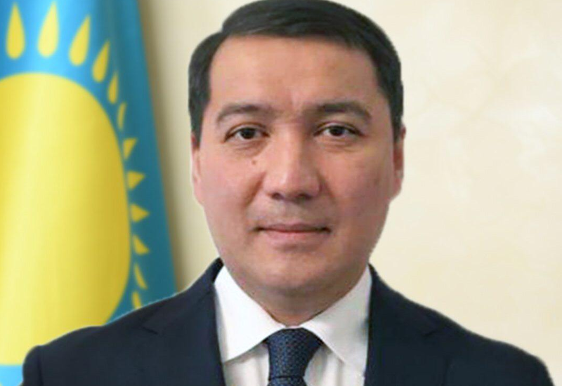 Посол Казахстана почтил память жертв трагедии 20 Января