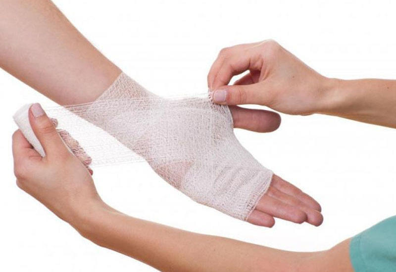 Yanıqlar və ilk tibbi yardım