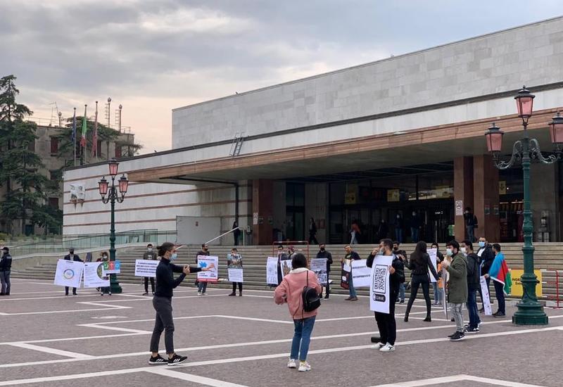 В Венеции прошла акция протеста против армянского фашизма