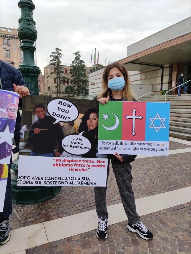 В Венеции прошла акция протеста против армянского фашизма