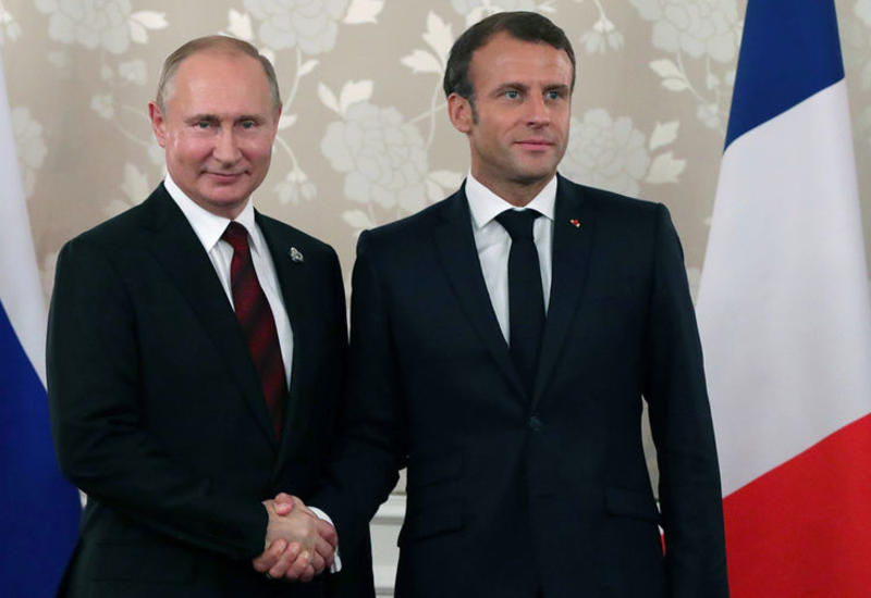 Путин и Макрон обсудили ситуацию в Карабахе