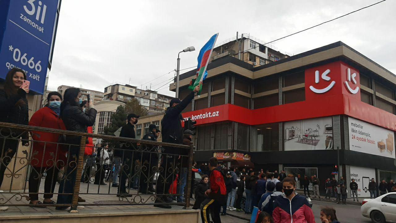 Баку празднует освобождение города Шуша