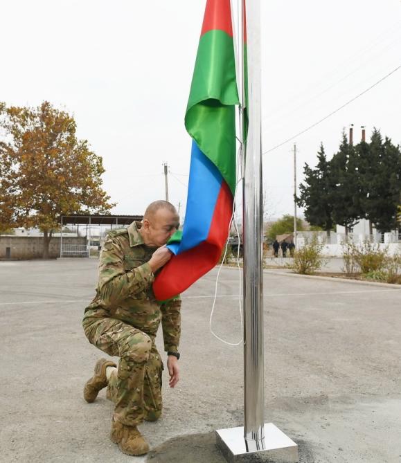 Президент Ильхам Алиев и Первая леди Мехрибан Алиева побывали в освобожденных от оккупации Физулинском и Джебраильском районах, в том числе в городах Физули и Джебраил
