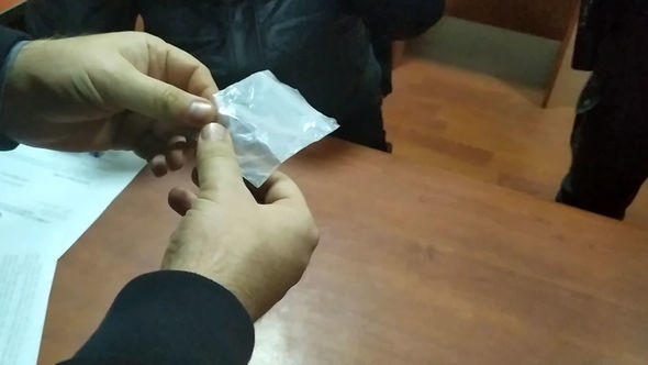 В Хырдалане задержан пытавшийся провезти через комендантский пост героин