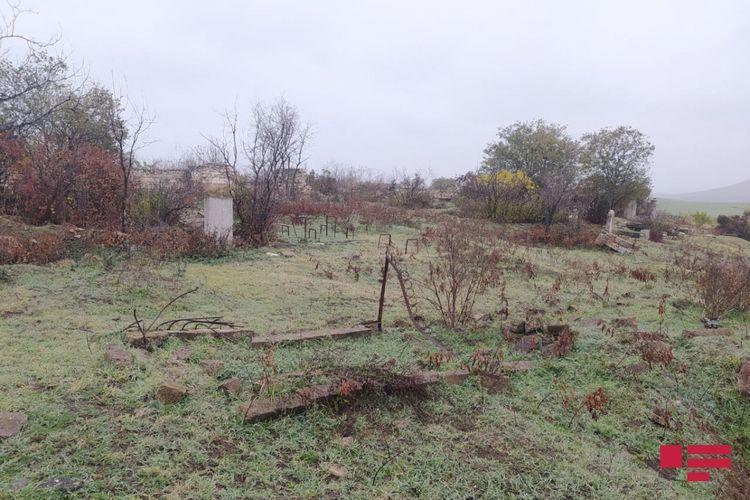 Армяне разрушили кладбище в городе Физули