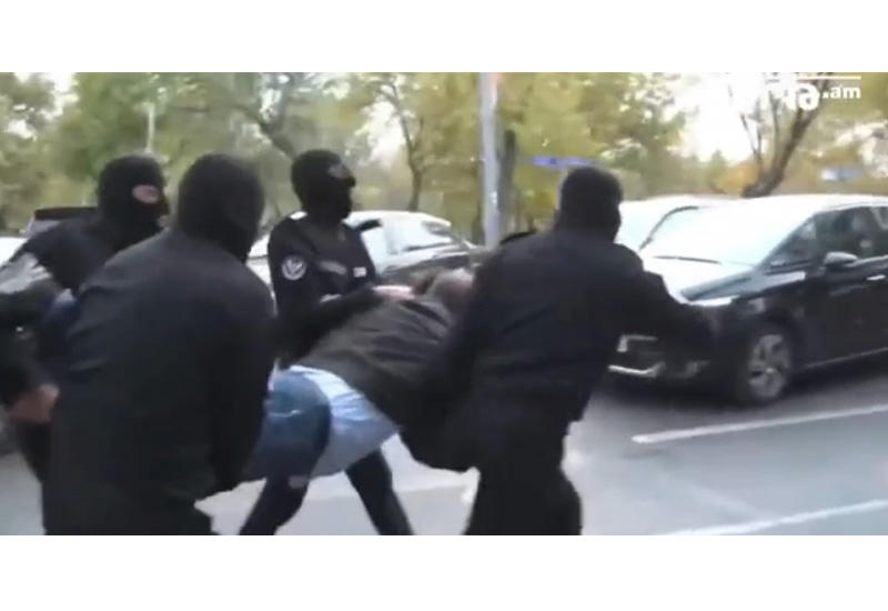 Жесткая расправа с протестующими в Ереване