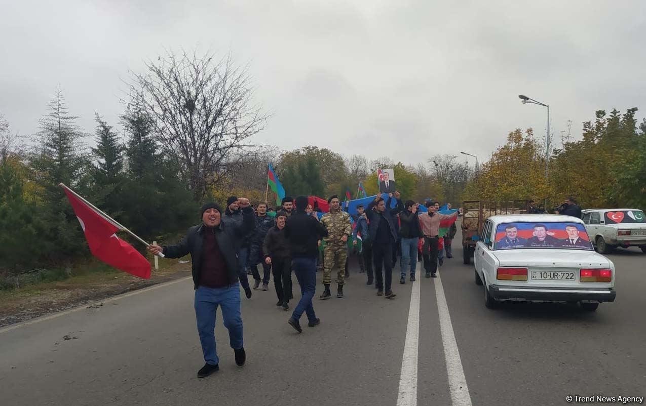 Праздничный марш в Агдаме