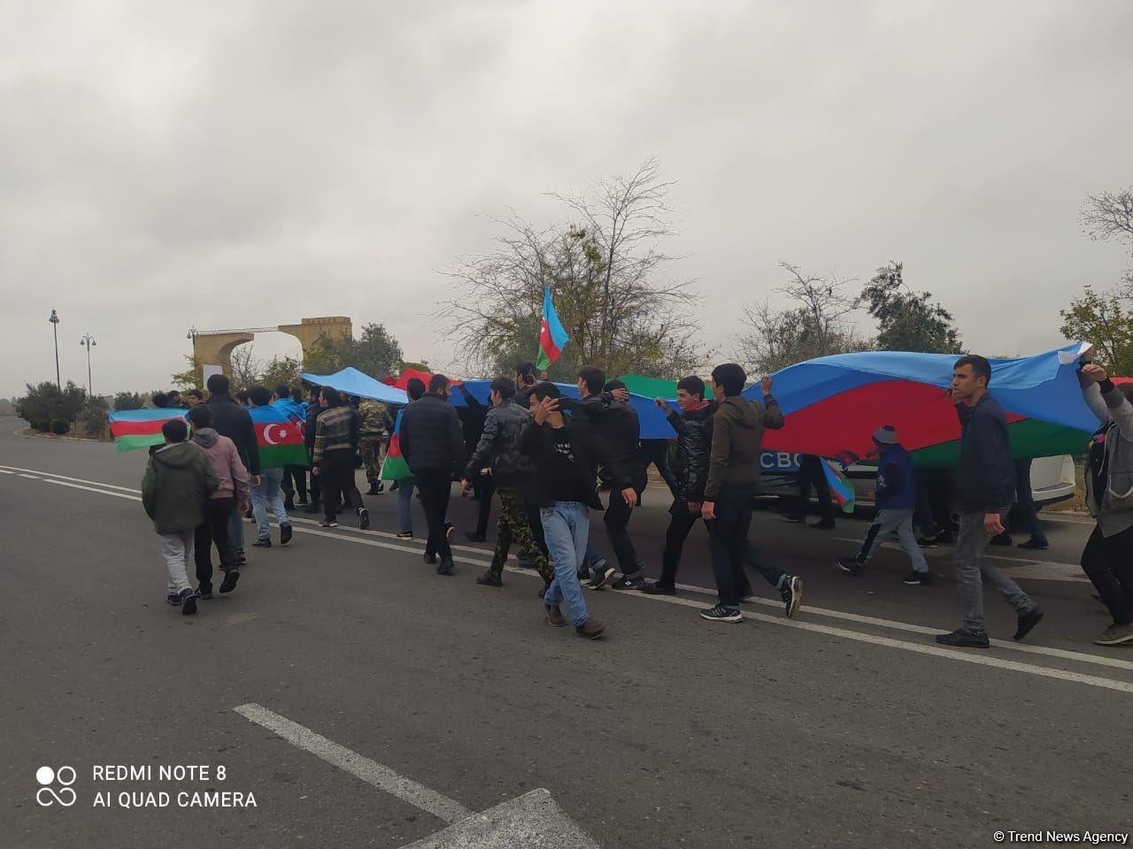 Праздничный марш в Агдаме
