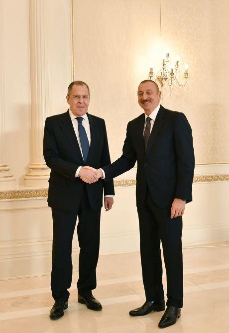 Президент Азербайджана Ильхам Алиев принял министра иностранных дел России Сергея Лаврова