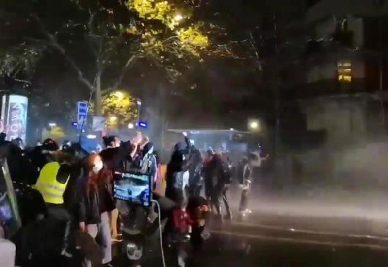 В Париже прошла массовая акция протеста