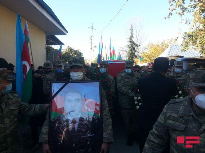 Похоронен ставший шехидом полковник Бабек Самидли
