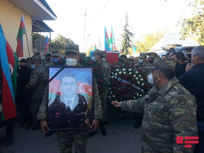 Похоронен ставший шехидом полковник Бабек Самидли