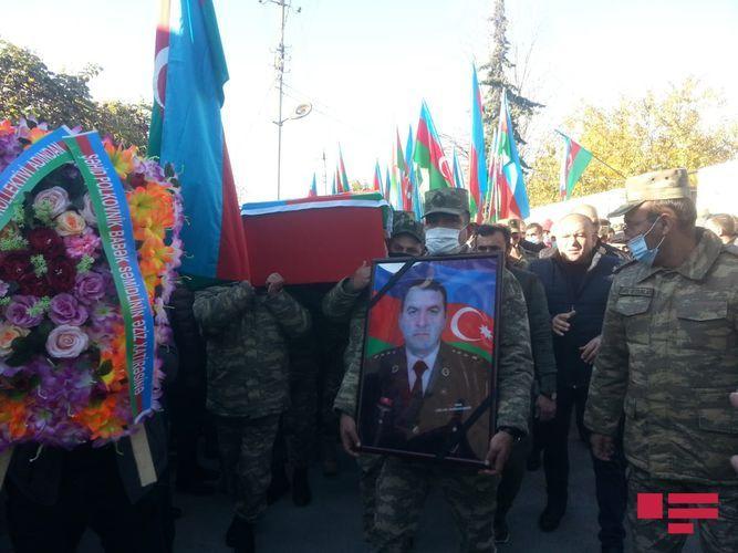Похоронен ставший шехидом полковник Бабек Самидли