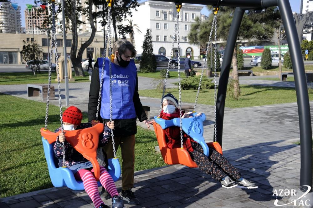 Əlilliyi olan şəxslər və sağlamlıq imkanları məhdud uşaqlar üçün açıq havada “DOST Guşəsi” idman-əyləncə sahəsi istifadəyə verilib