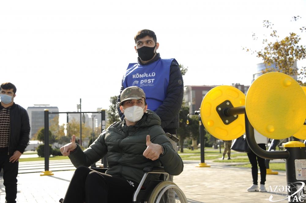 Əlilliyi olan şəxslər və sağlamlıq imkanları məhdud uşaqlar üçün açıq havada “DOST Guşəsi” idman-əyləncə sahəsi istifadəyə verilib