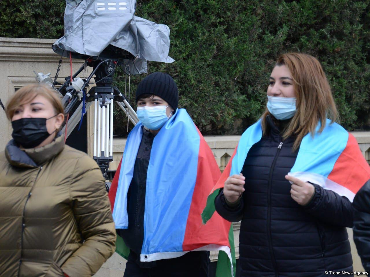 Уроженцы Кельбаджара посетили Аллею шехидов