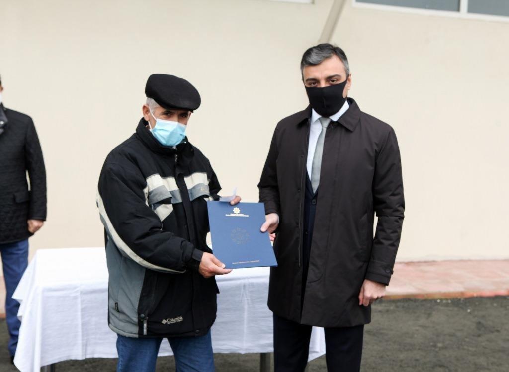 Семьям шехидов и инвалидам войны предоставили жилье