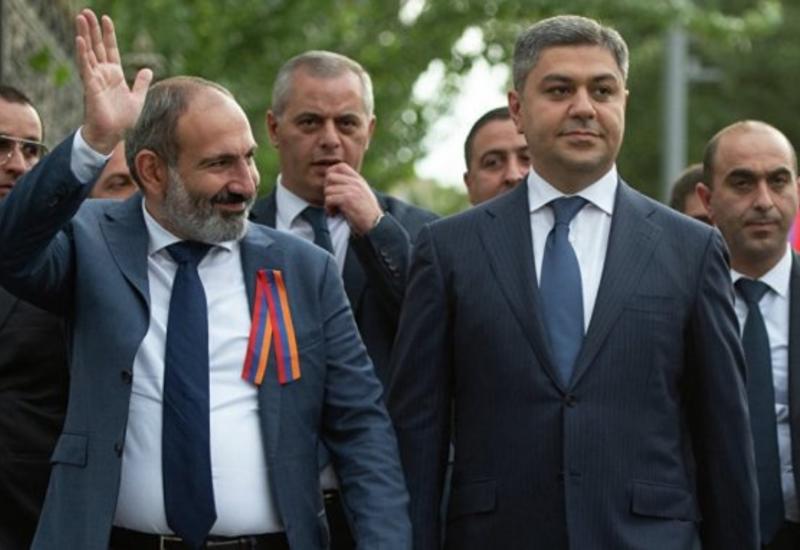 Пашинян готовится к передаче власти