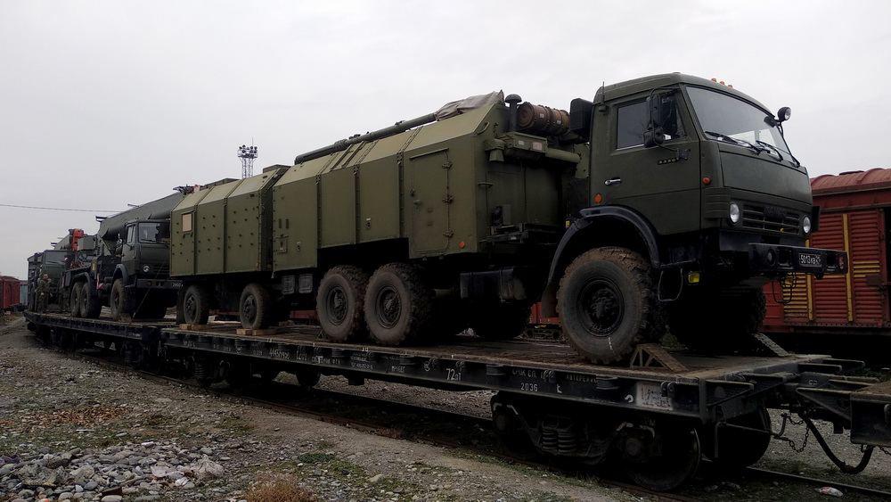 Российские миротворцы через Баку отправлены в Ханкенди