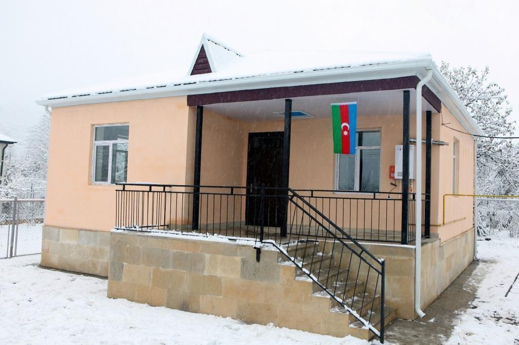 Семьям шехидов и инвалидам войны предоставлено жилье