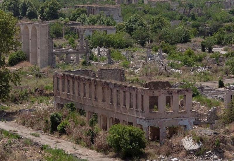 Армяне оставили нам разрушенный и разграбленный Лачин