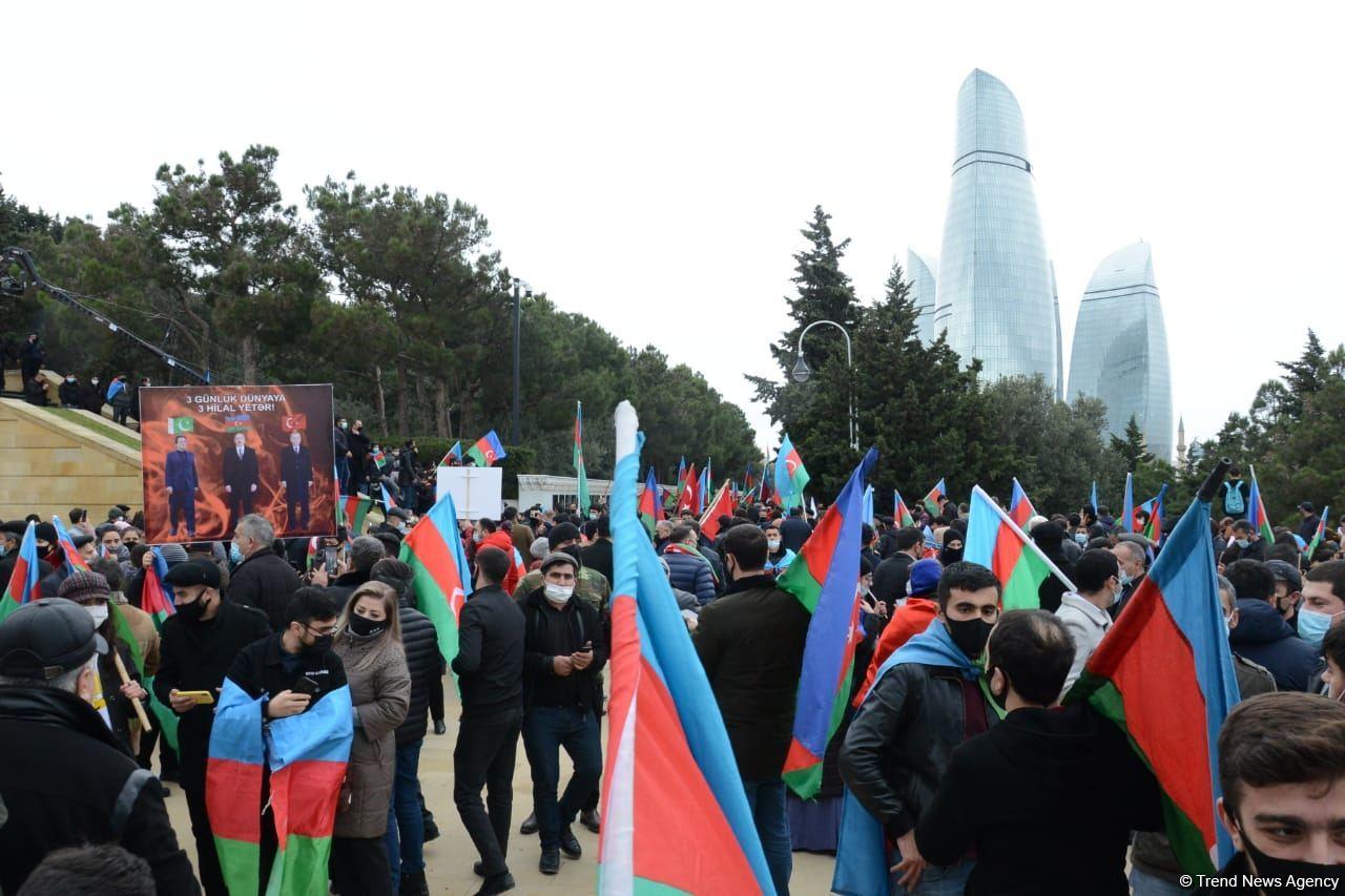 Лачинцы посетили Аллею шехидов