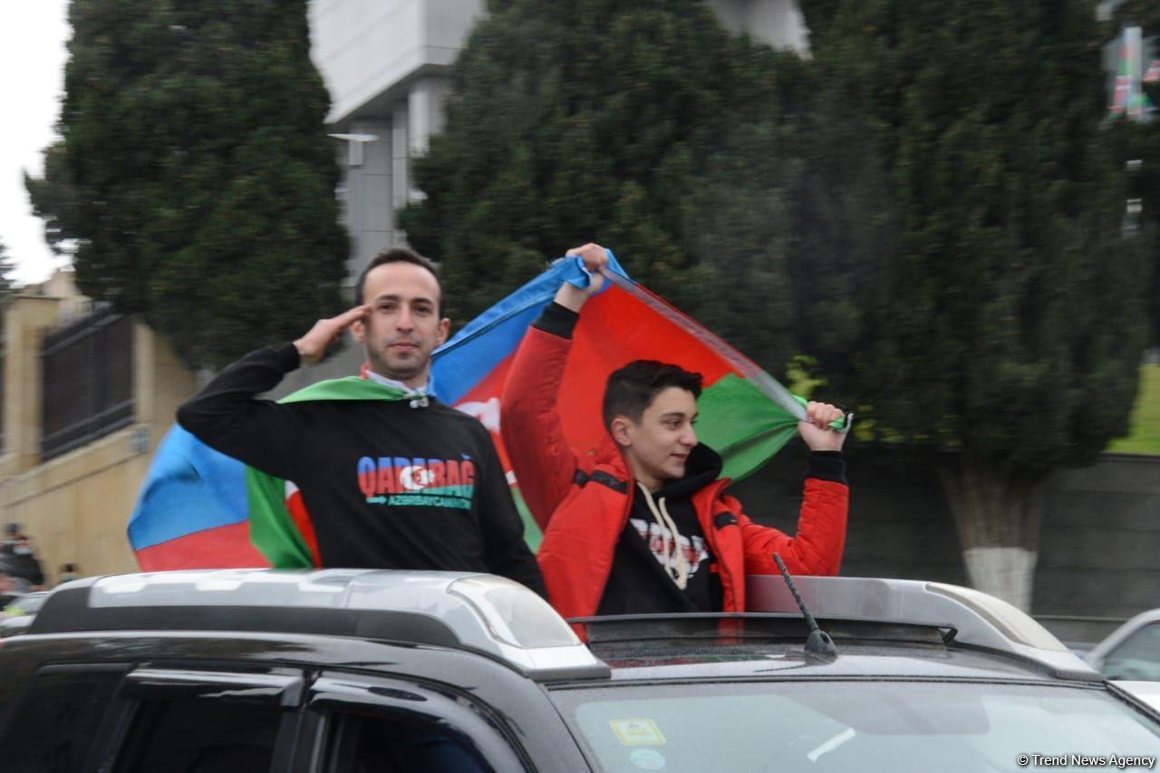 Лачинцы посетили Аллею шехидов
