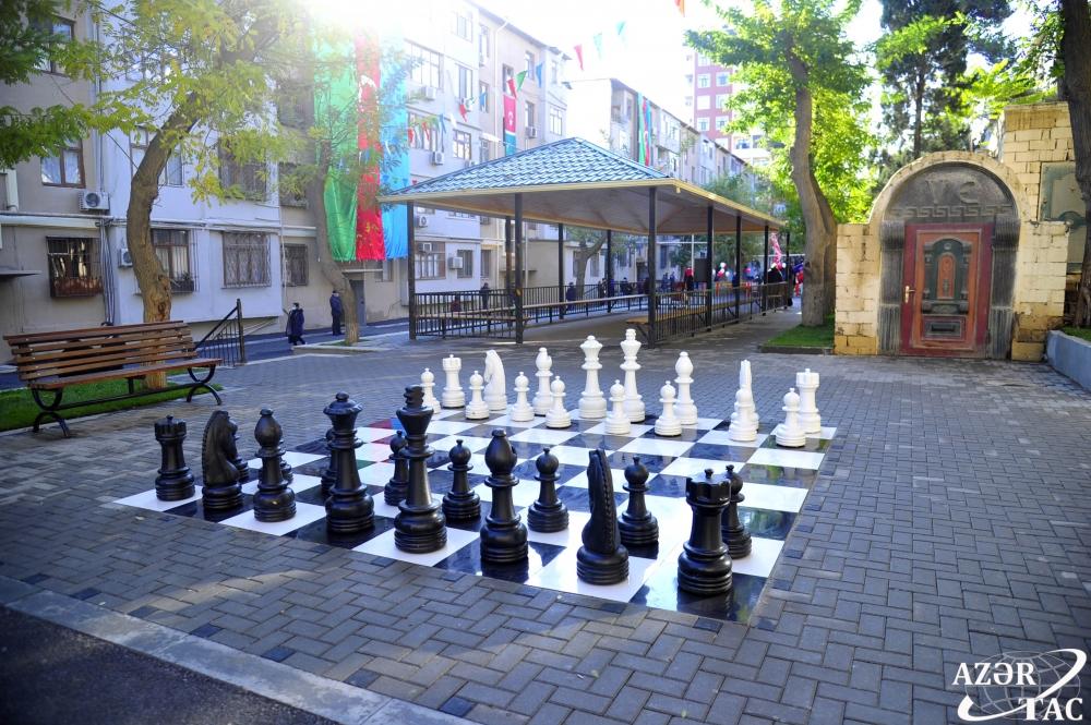 В рамках проекта «Наш двор» в Насиминском районе Баку благоустроен и передан в пользование жителей очередной двор
