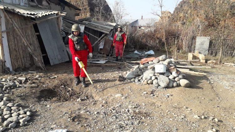 Завершено разминирование участка строящейся дороги Тертер-Суговушан