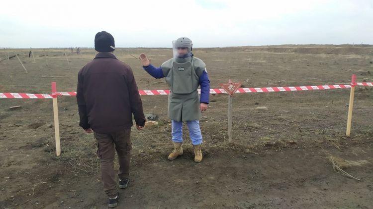 Завершено разминирование участка строящейся дороги Тертер-Суговушан
