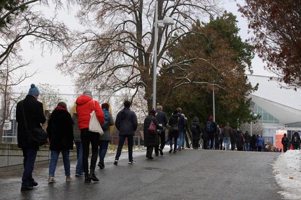 В Австрии стартовало массовое COVID-тестирование