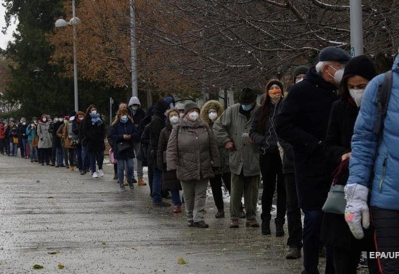 В Австрии стартовало массовое COVID-тестирование
