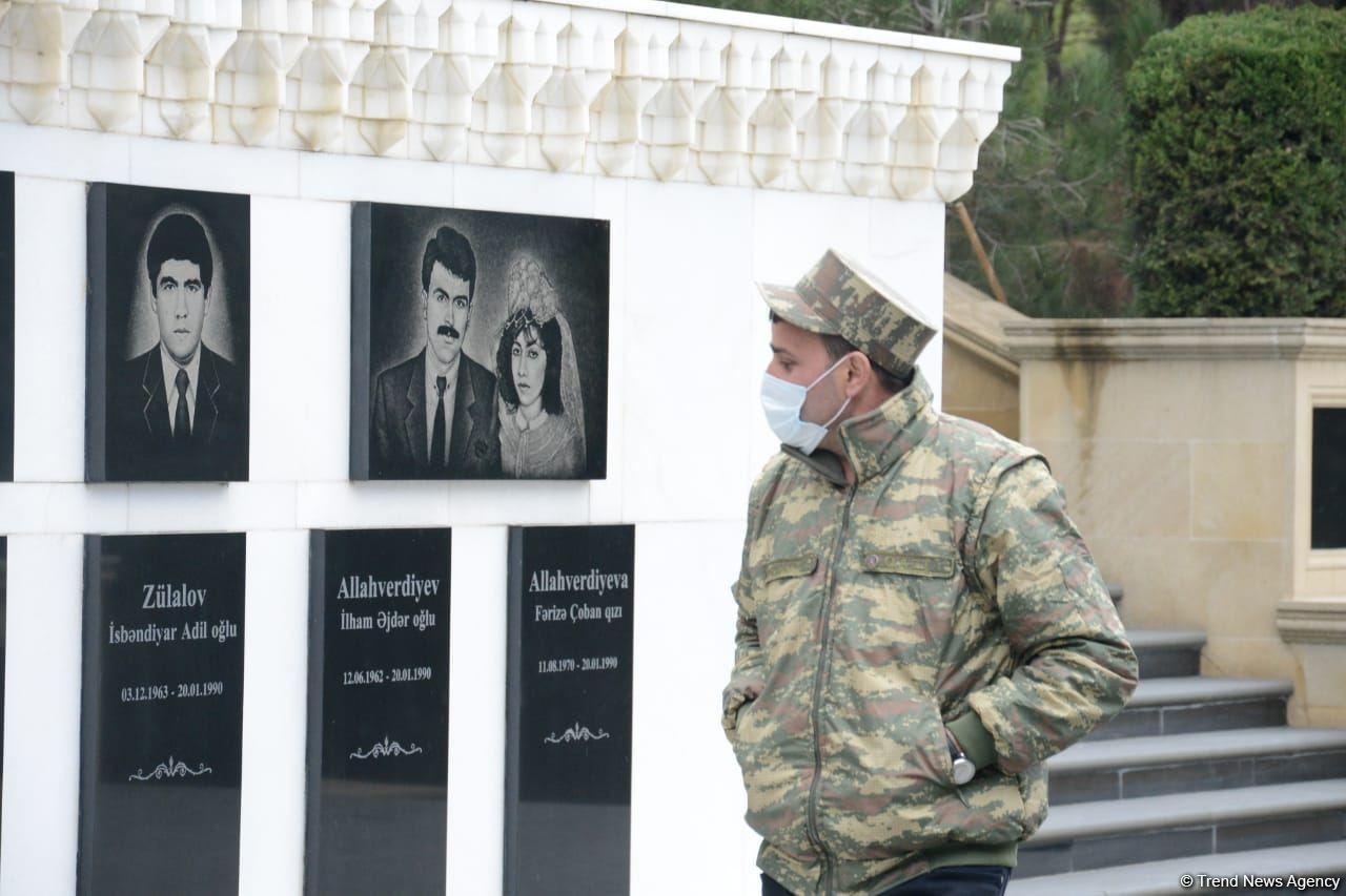 Общественность Азербайджана почтила память шехидов Отечественной войны