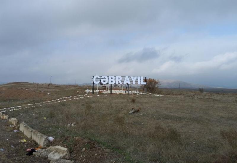 Военный объект в Джабраиле преподносится как "армянская церковь"