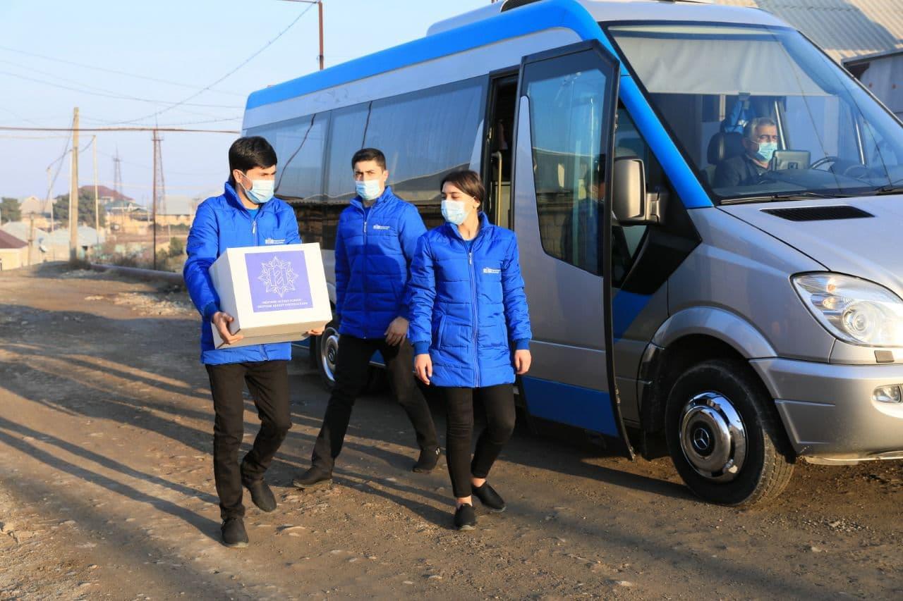Фонд Гейдара Алиева передал праздничные посылки почти 100 тысячам семей
